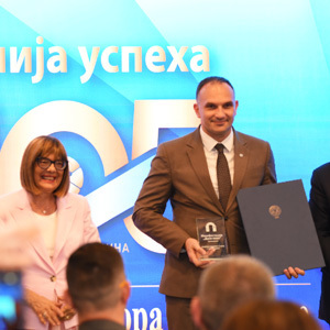 Градоначелник примио признање Привредне коморе Војводине “Капија успеха” - “Дани пива” најуспешнији у категорији манифестационог туризма